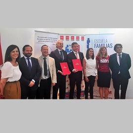 Sanidad formará a profesionales y familiares en cuidados para pacientes con daño cerebral